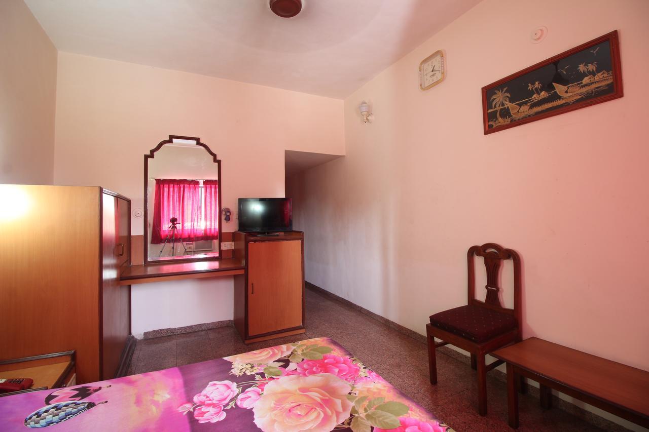 Soubhagya Inn Silvassa Bagian luar foto