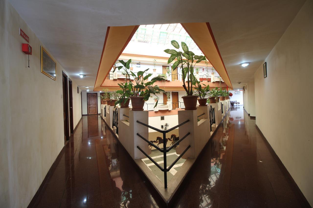 Soubhagya Inn Silvassa Bagian luar foto