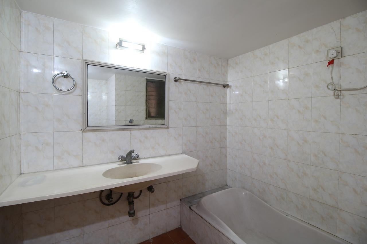 Soubhagya Inn Silvassa Bagian luar foto