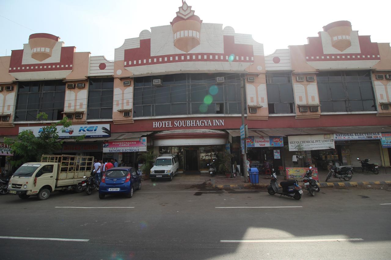 Soubhagya Inn Silvassa Bagian luar foto